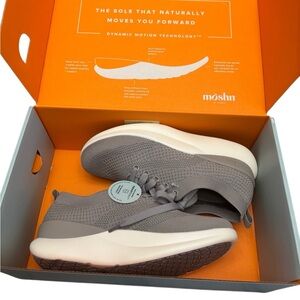MOSHN by Klogs Gray Knit Sneakers Women’s Size 7 New with Box
